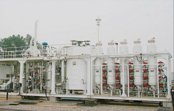 Выход генератора 50 Nm3/h водопода природного газа следом ноги компакта SMR